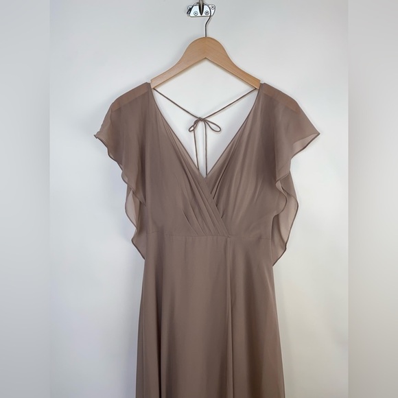 Jenny Yoo Bridesmaid dress Size 0 V-neck, flutter sleeve, side‎ slit - Picture 3 of 14